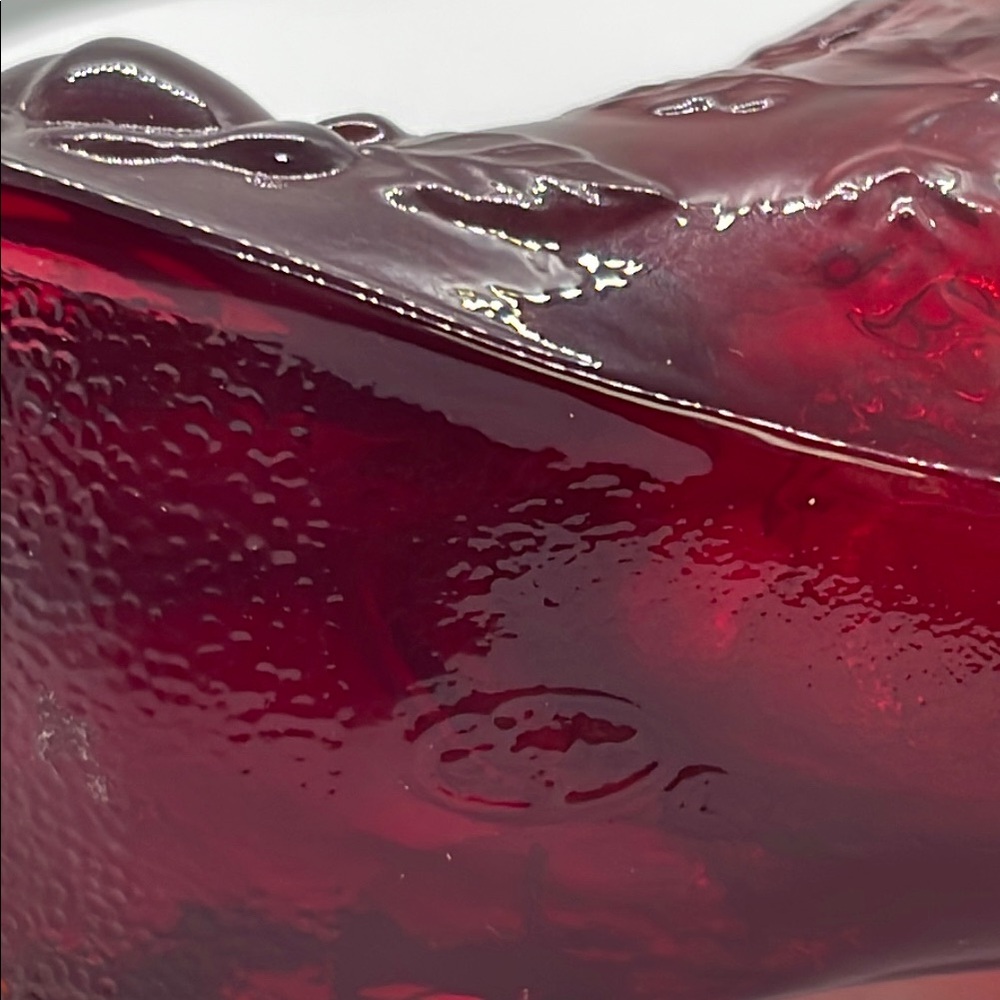 Fenton ruby cabbage with rose glass slipper. - Picture 5 of 9